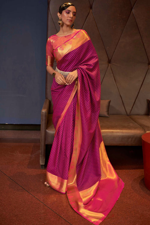 Load image into Gallery viewer, Excellent Magenta Soft Banarasi Silk Saree With Cynosure Blouse Piece
