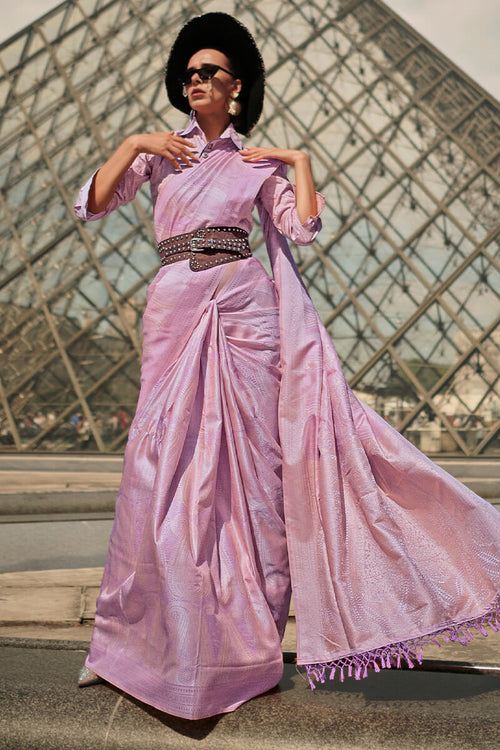 Load image into Gallery viewer, Flattering Lavender Kanjivaram Silk Saree With Adorning Blouse Piece
