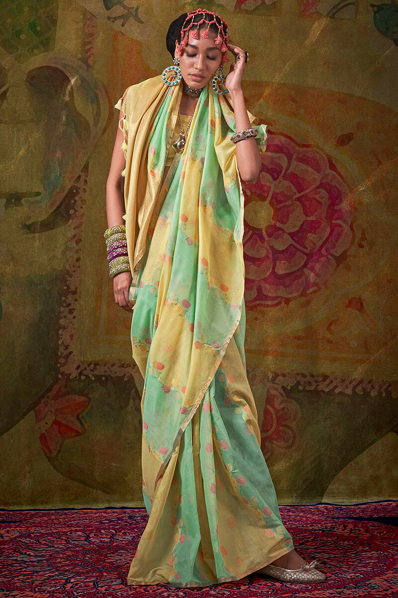 Classy Green Cotton Silk Saree With Snazzy Blouse Piece