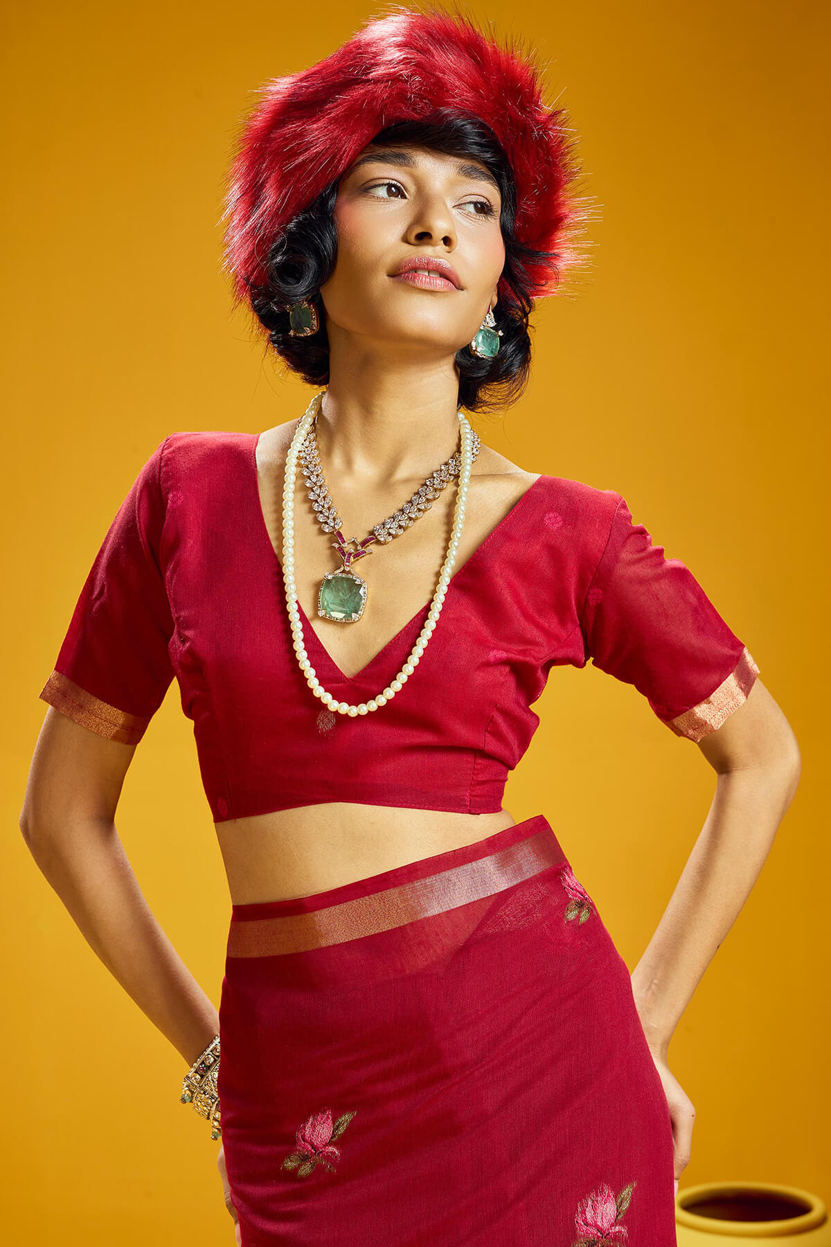 Scintillating Red Pure Munga Cotton Saree With Nectarous Blouse Piece