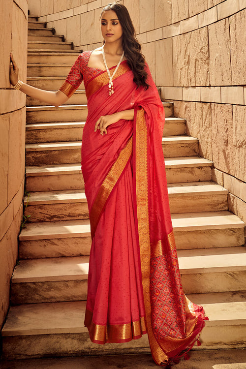 Load image into Gallery viewer, Breathtaking Red Patola Silk Saree with Intricate Blouse Piece
