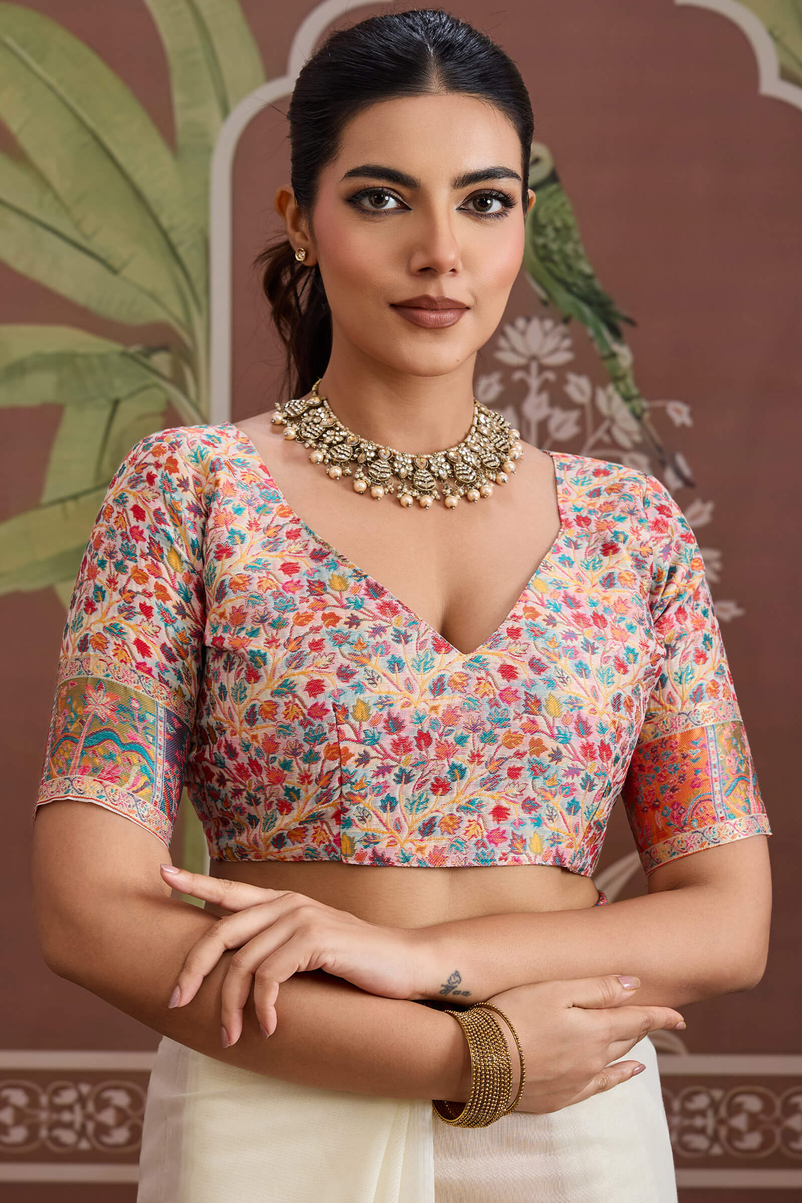 Admirable Off White Pashmina saree With Appealing Blouse Piece