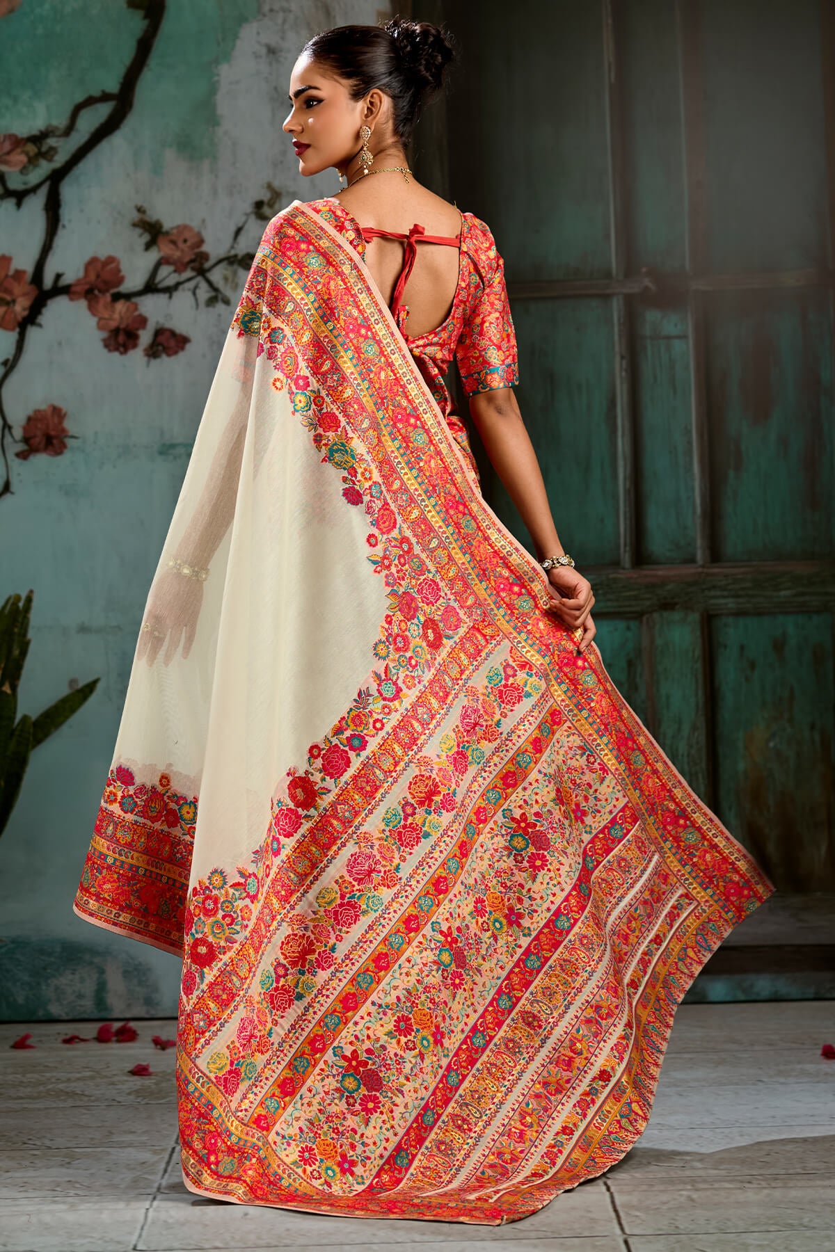 Outstanding Beige Pashmina Saree With Luxuriant Blouse Piece