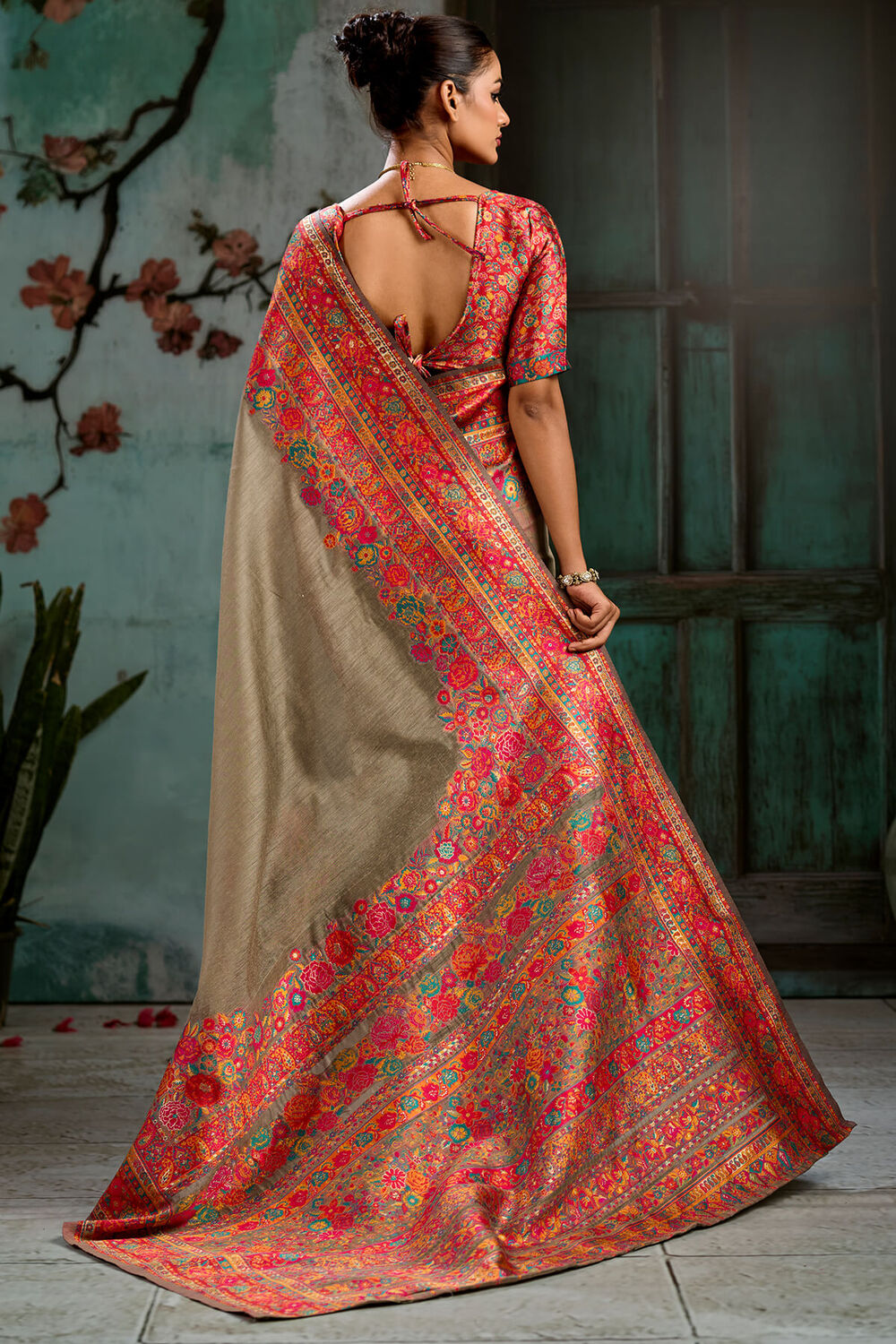Zephyr Grey Pashmina Saree With Fancifull Blouse Piece