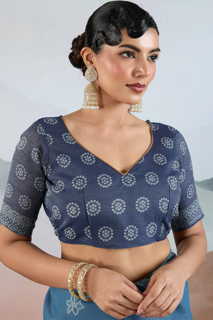 Tantalizing Blue Cotton Silk Saree With Invaluable Blouse Piece