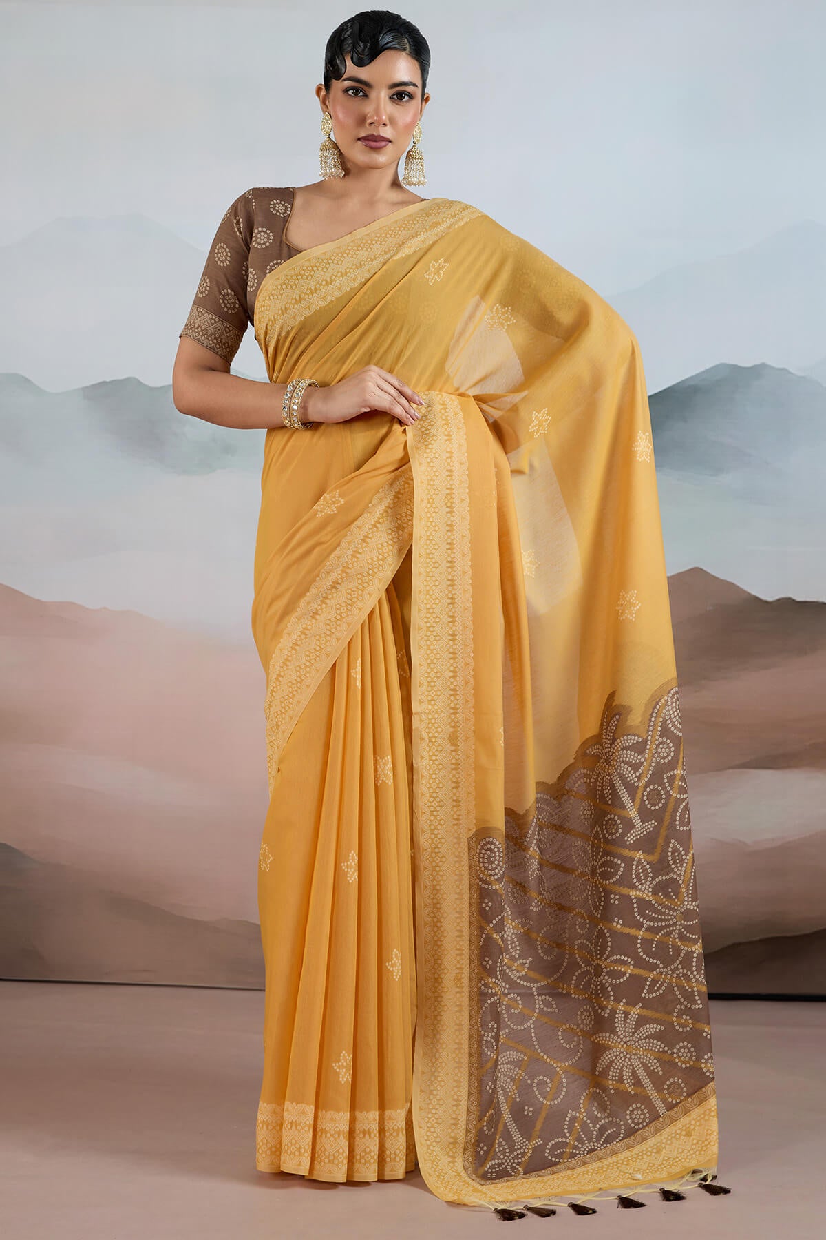 Luxuriant Yellow Cotton Silk Saree With Demesne Blouse Piece