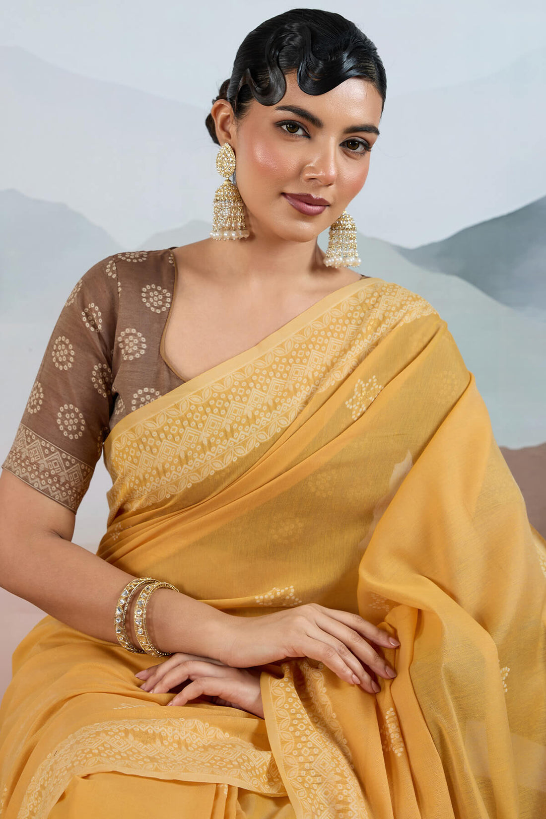 Luxuriant Yellow Cotton Silk Saree With Demesne Blouse Piece