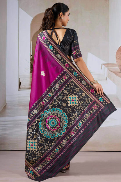 Entrancing Purple Patola Silk Saree with Dazzling Blouse Piece