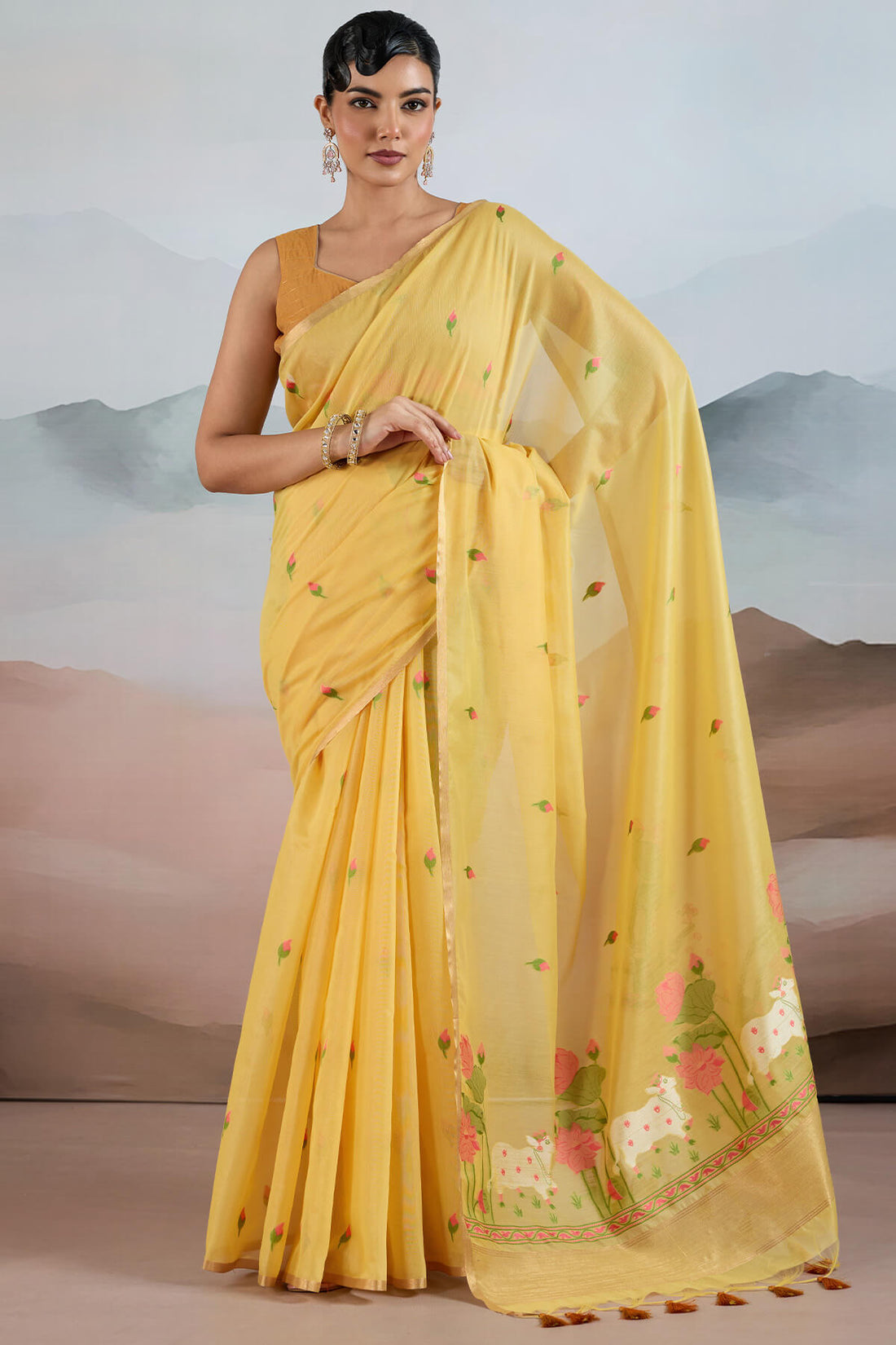 Posh Yellow Spun Cotton Silk Saree With Denouement Blouse Piece