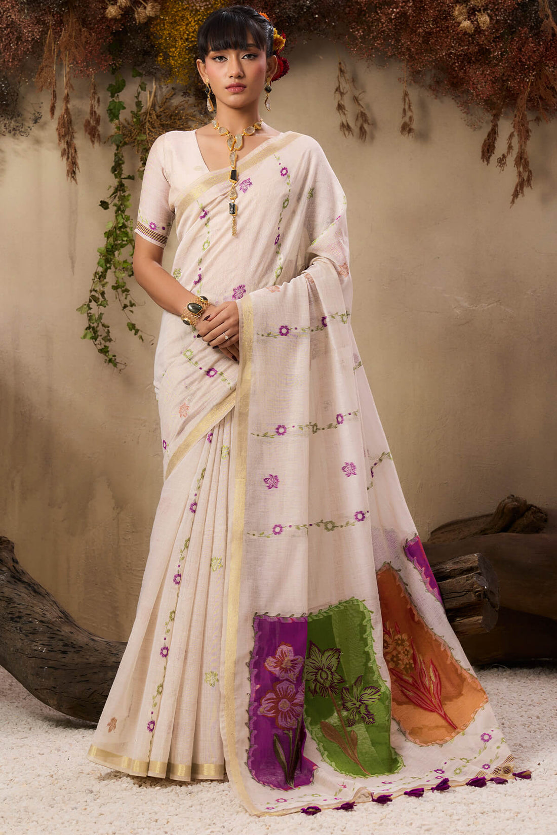 Amazing Beige Pure Munga Cotton Saree With Incredible Blouse Piece