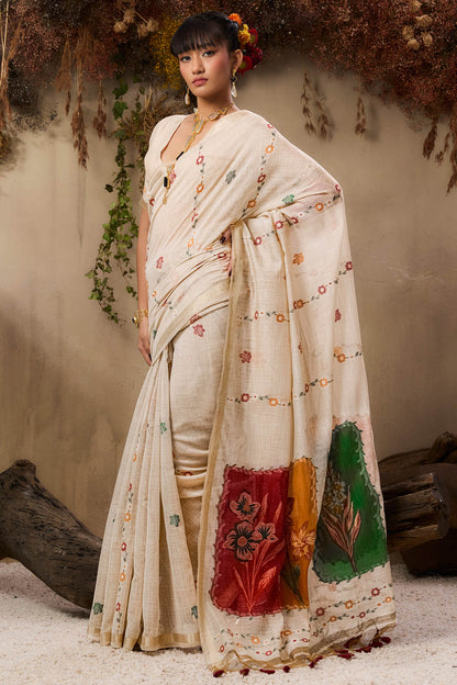 Gratifying Beige Pure Munga Cotton Saree With Invaluable Blouse Piece