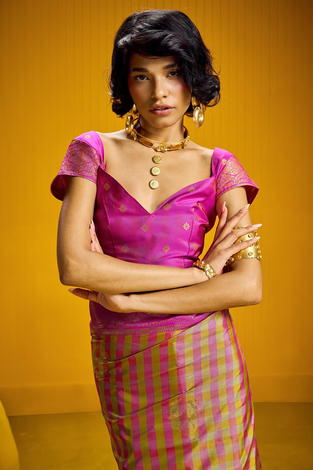 Delectable Yellow Two Tone Chex Banarasi Silk Saree With Hypnotic Blouse Piece