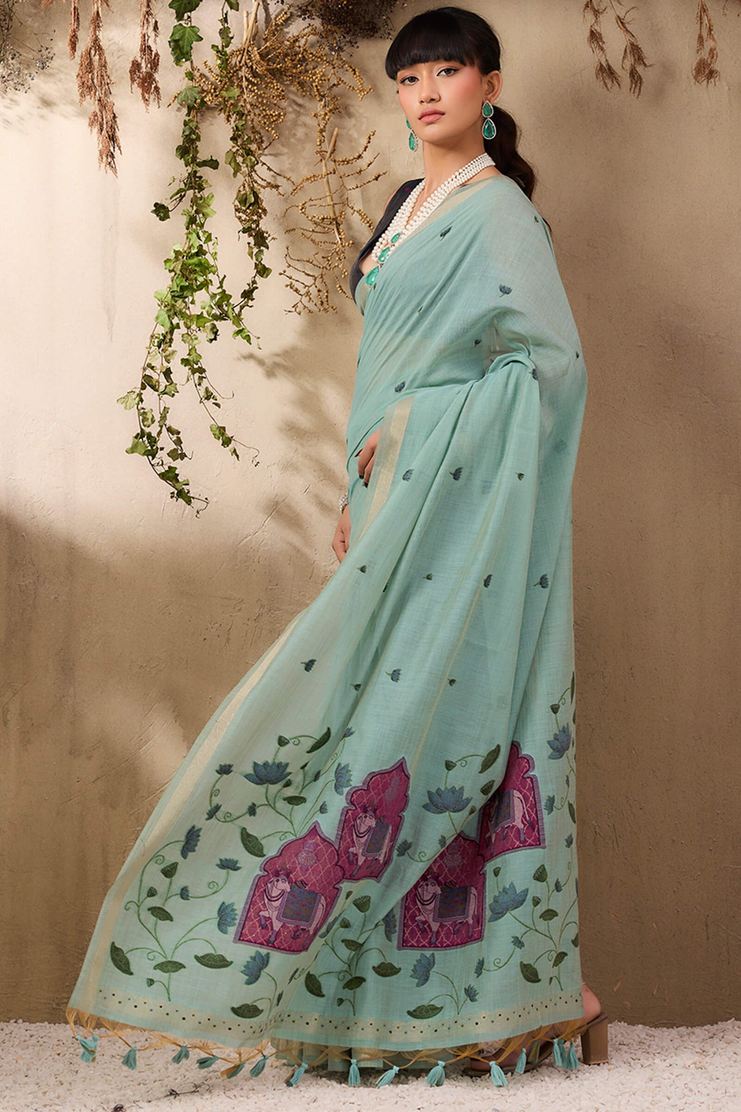 Stunner Sea Green Cotton Silk Saree With Designer Blouse Piece