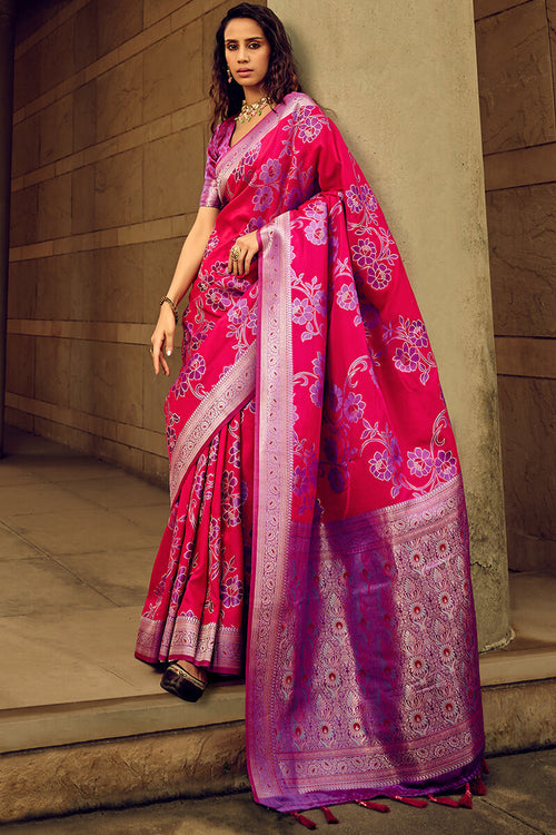 Load image into Gallery viewer, Resplendent Dark Pink Soft Banarasi Silk Saree With Enigmatic Blouse
