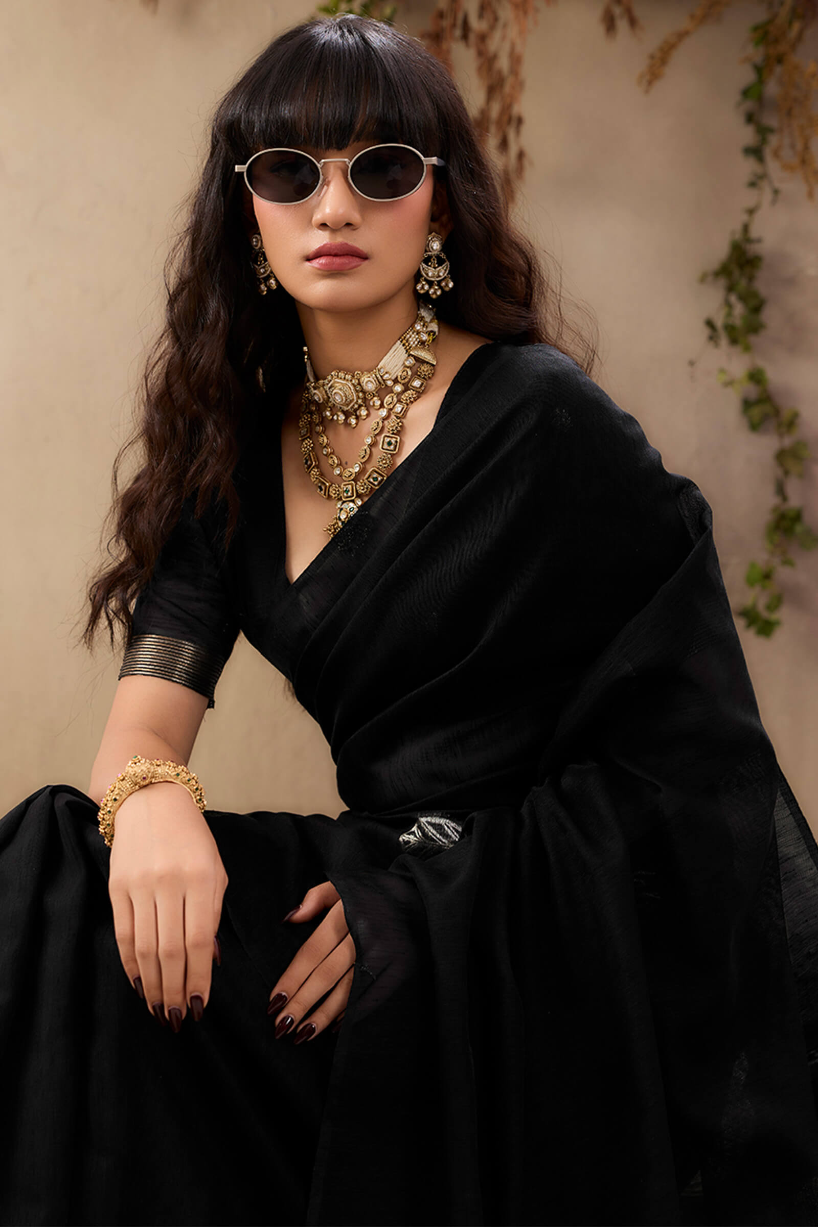 Sonorous Black Cotton Silk Saree With Impressive Blouse Piece