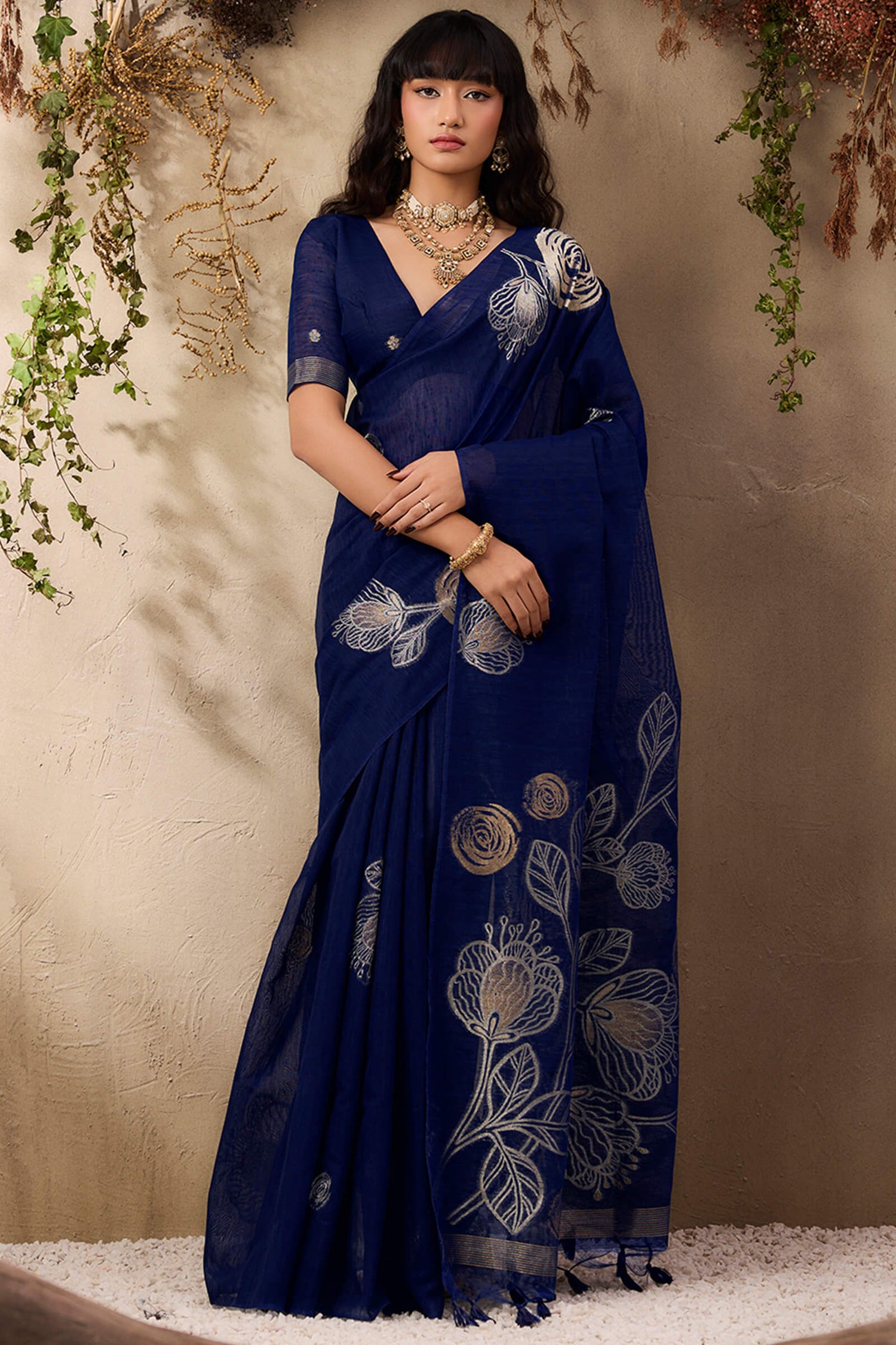 Sumptuous Navy Blue Cotton Silk Saree With Exquisite Blouse Piece
