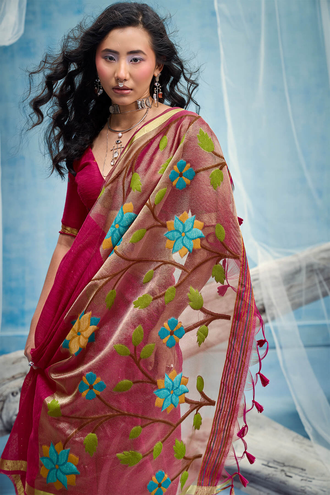 Symmetrical Dark Pink Pure Munga Cotton Silk Saree With Dalliance Blouse Piece