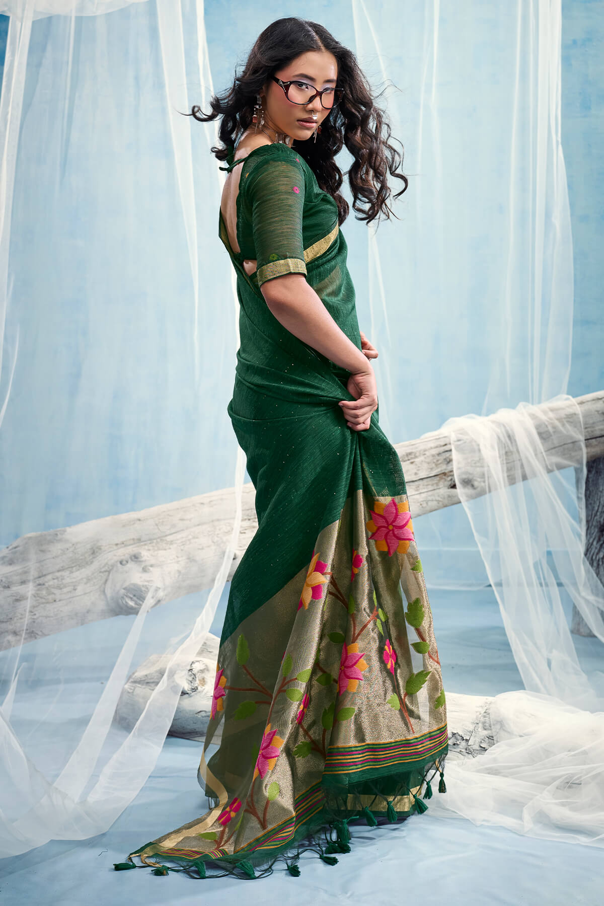 Innovative Dark Green Pure Munga Cotton Silk Saree With Denouement Blouse Piece