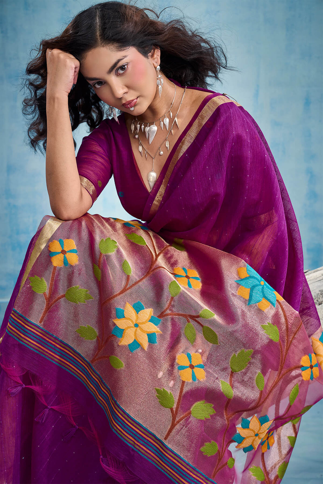 Enchanting Purple Pure Munga Cotton Silk Saree With Rhapsodic Blouse Piece