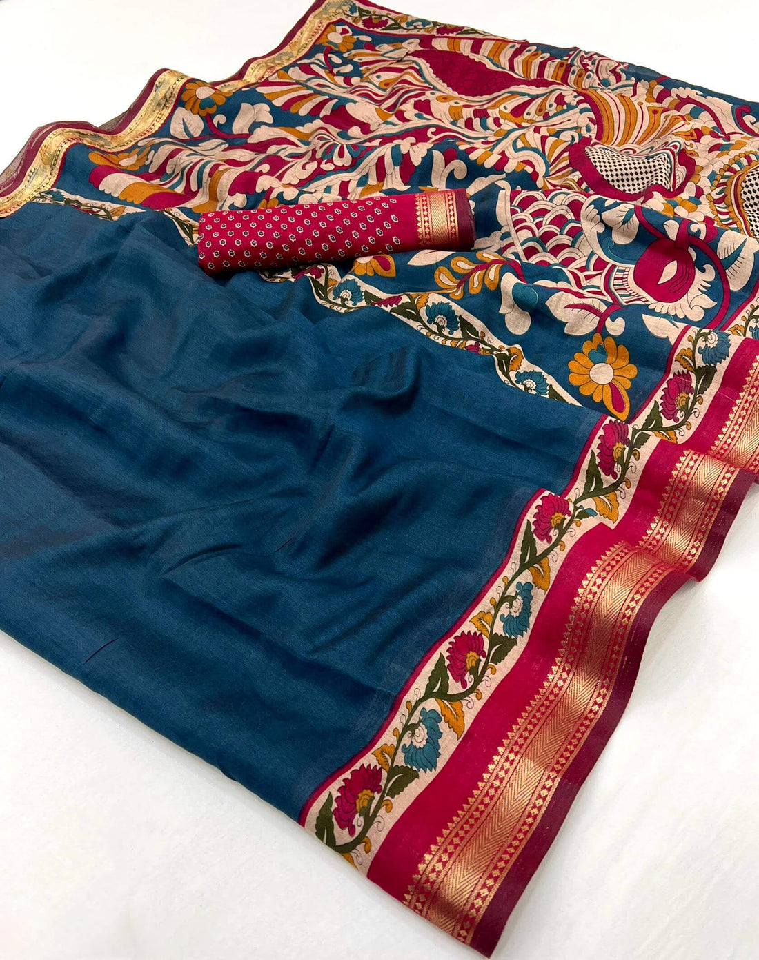 Inspiring Navy Blue Printed Mul Cotton Saree With Efflorescence Blouse Piece