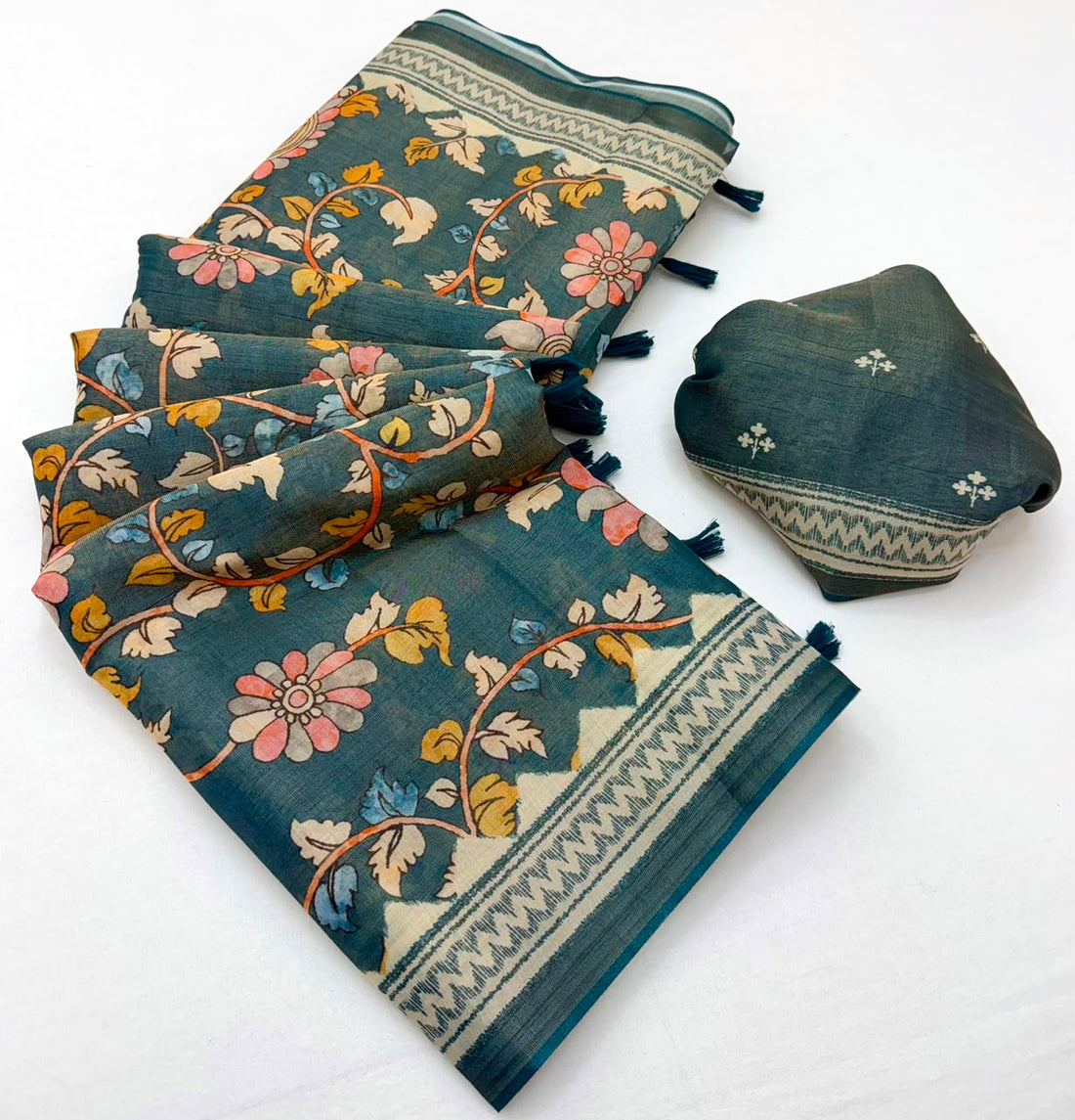 Beguiling Rama Printed Cotton Silk Saree With Woebegone Blouse Piece