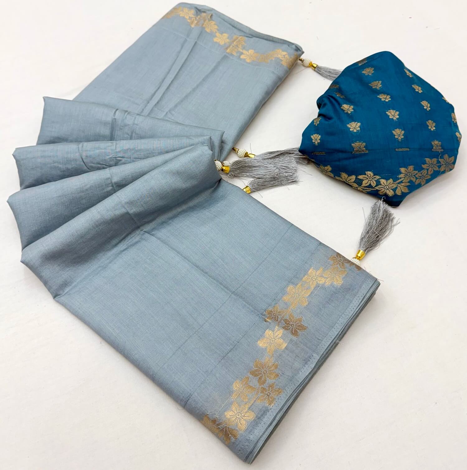 Embellished Grey Viscose Cotton Silk Saree With Sizzling Blouse Piece