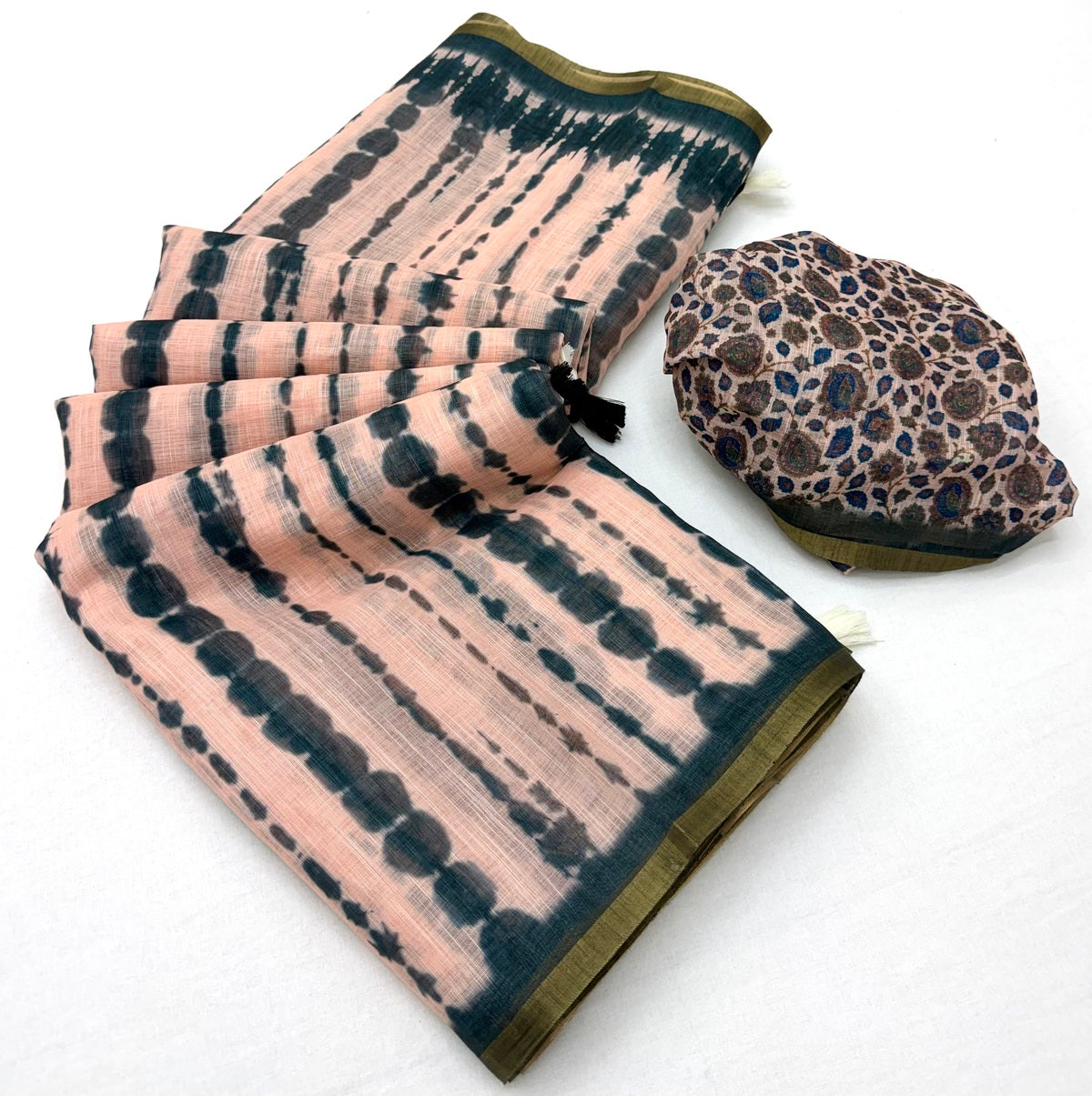 Pretty Peach Printed Cotton Silk Saree With Divine Blouse Piece