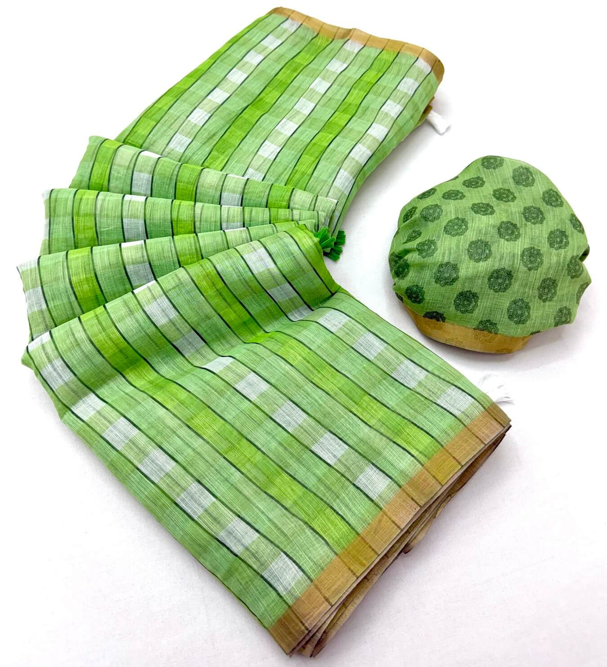 Rhapsody Green Printed Cotton Silk Saree With Entrancing Blouse Piece