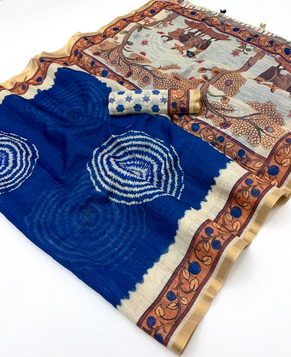 Rhapsodic Navy Blue Printed Cotton Silk Saree With Appealing Blouse Piece