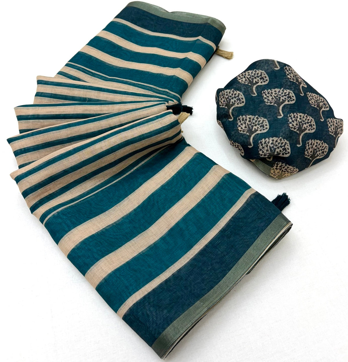 Blissful Beige and Rama Printed Cotton Silk Saree With Effulgent Blouse Piece