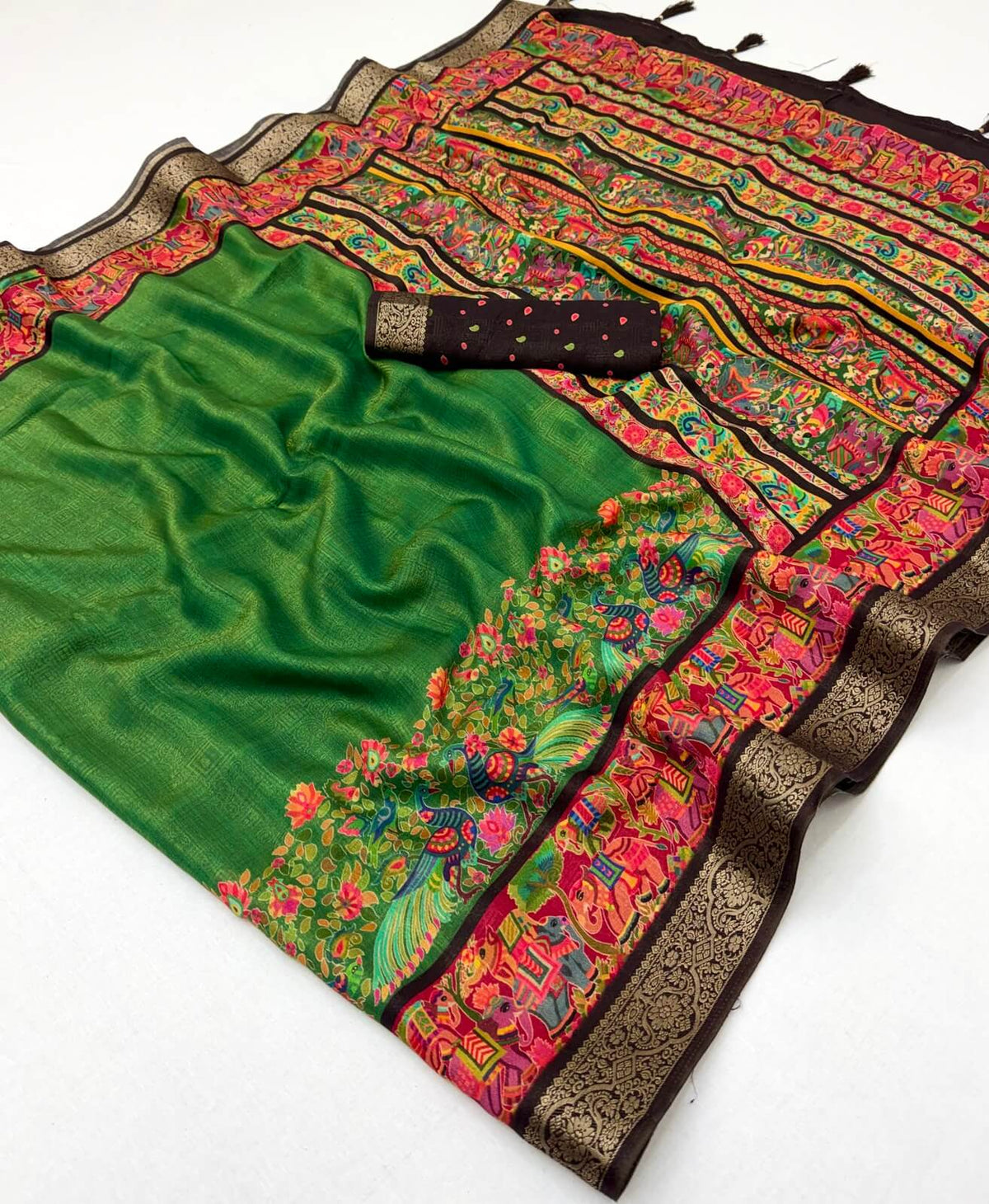 Alluring Dark Green Printed Viscose Silk Saree With Aplomb Blouse Piece