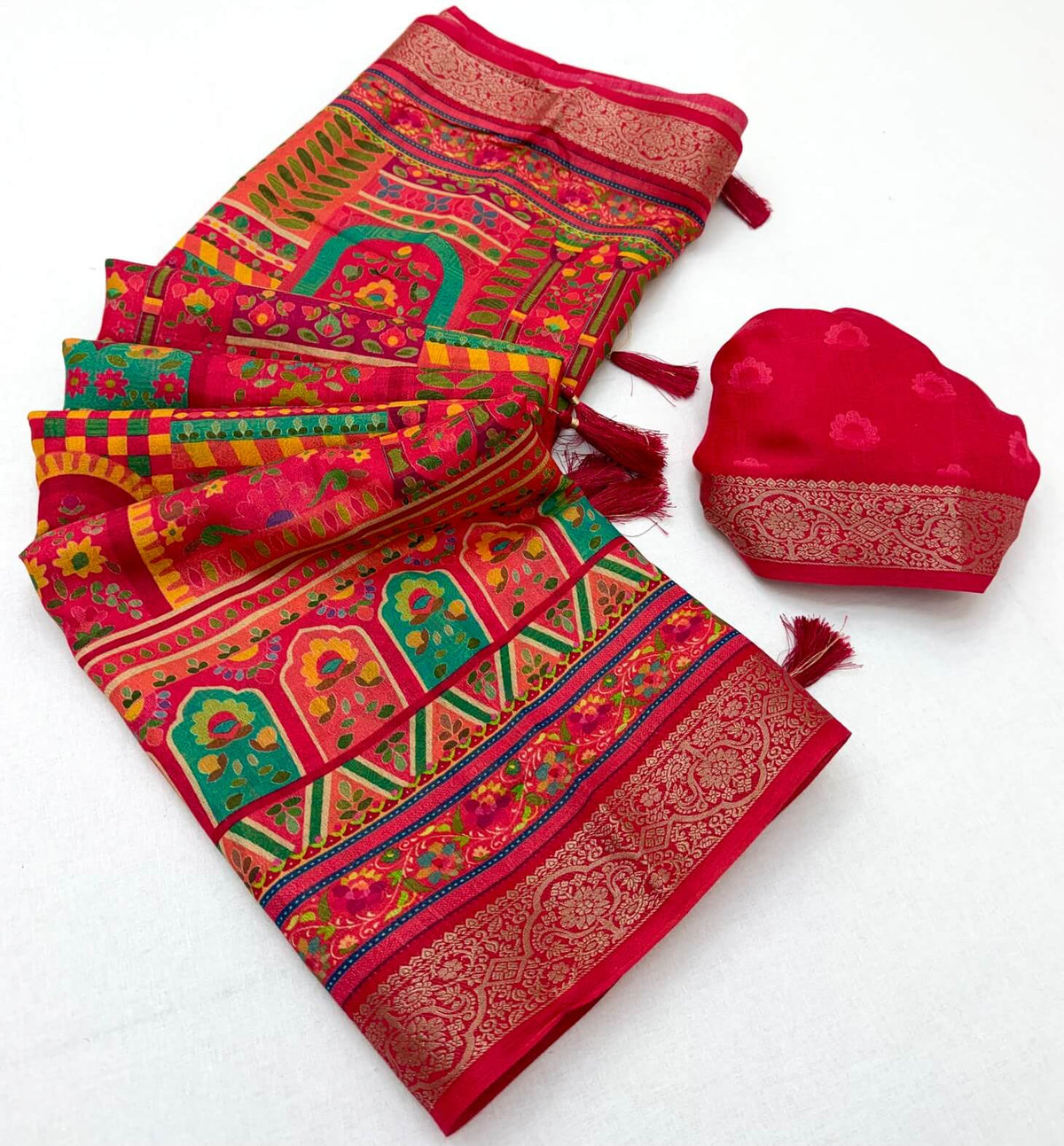 Ratatouille Red Printed Viscose Silk Saree With Exemplary Blouse Piece
