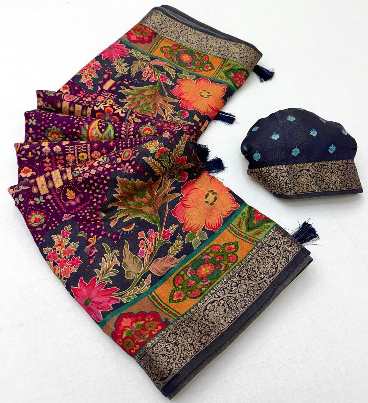 Enticing Purple Printed Viscose Silk Saree With Exceptional Blouse Piece