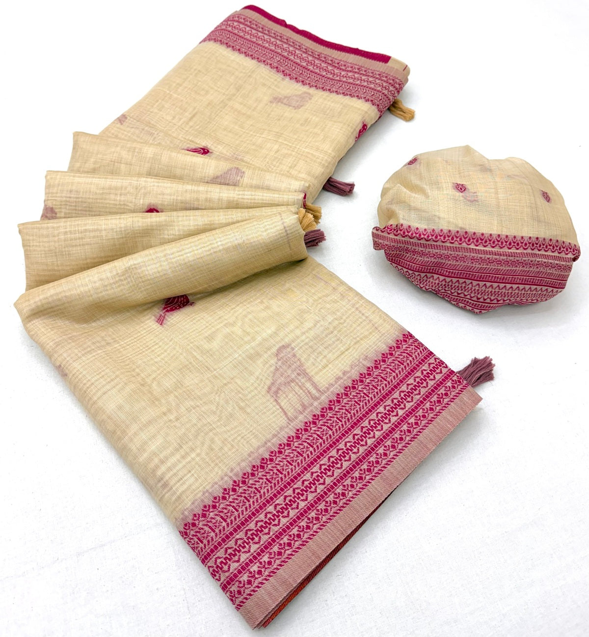 Comely Beige Pure Munga Cotton Silk Saree With Exuberant Blouse Piece