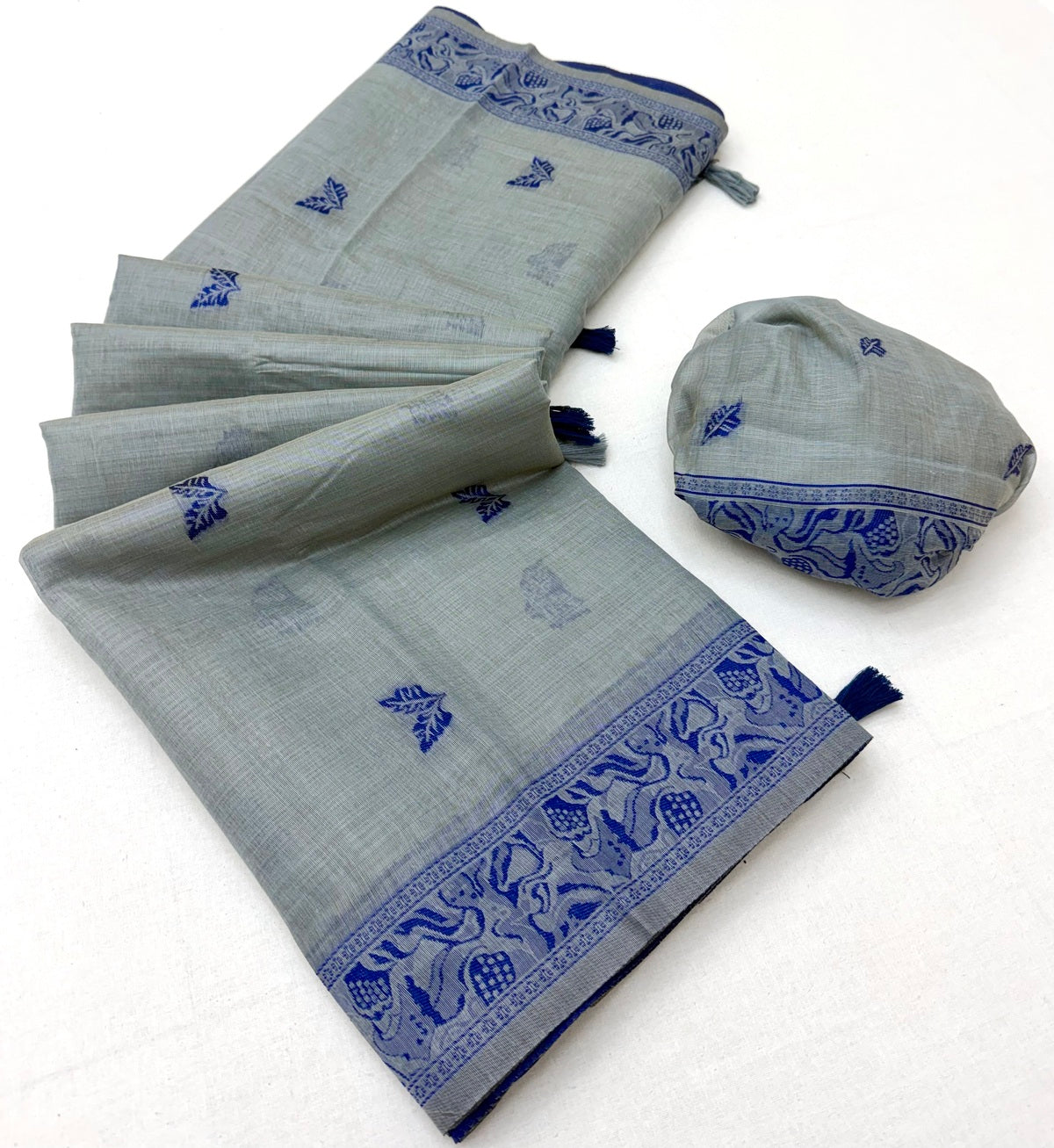 Classy Grey Pure Munga Cotton Silk Saree With Mesmerising Blouse Piece