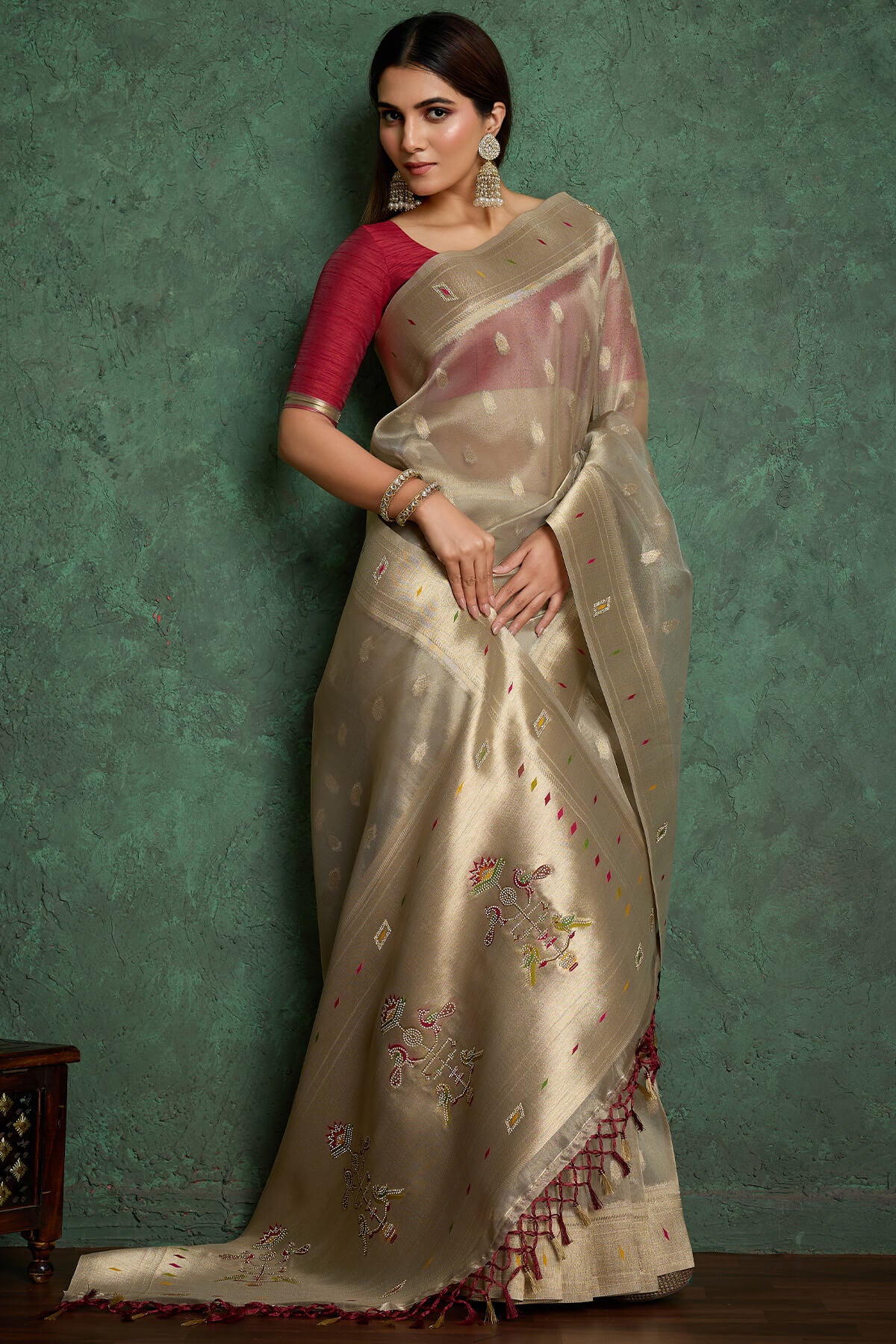Mellifluous Grey Paithani Pure Tissue Silk Saree With Eclat Blouse Piece