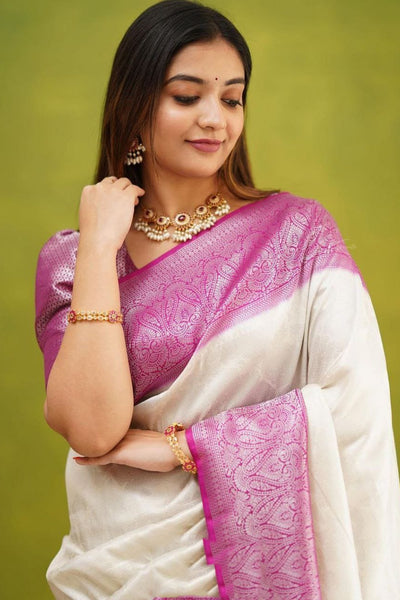 Serendipity White Soft Silk Saree With Engaging Blouse Piece