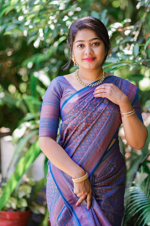 Load image into Gallery viewer, Splendorous Blue Soft Silk Saree With Exuberant Blouse Piece
