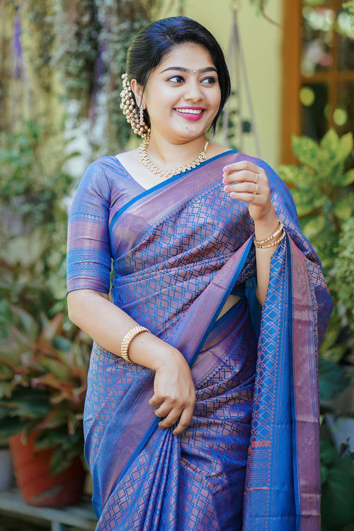 Load image into Gallery viewer, Splendorous Blue Soft Silk Saree With Exuberant Blouse Piece
