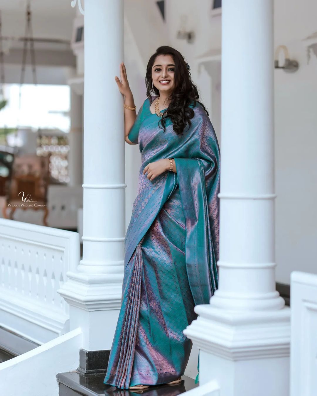 Sizzling Firozi Soft Silk Saree With Captivating Blouse Piece