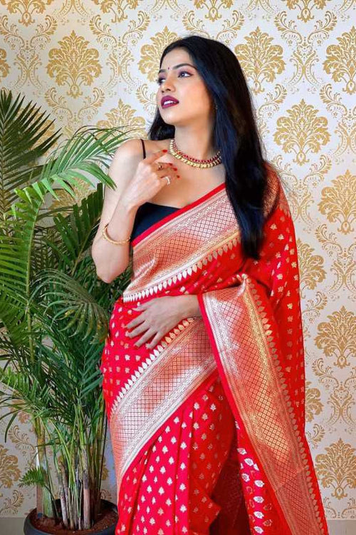 Load image into Gallery viewer, Excellent Red Soft Banarasi Silk Saree With Nemesis Blouse Piece
