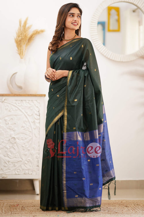 Load image into Gallery viewer, Flattering Green Cotton Silk Saree With Classy Blouse Piece
