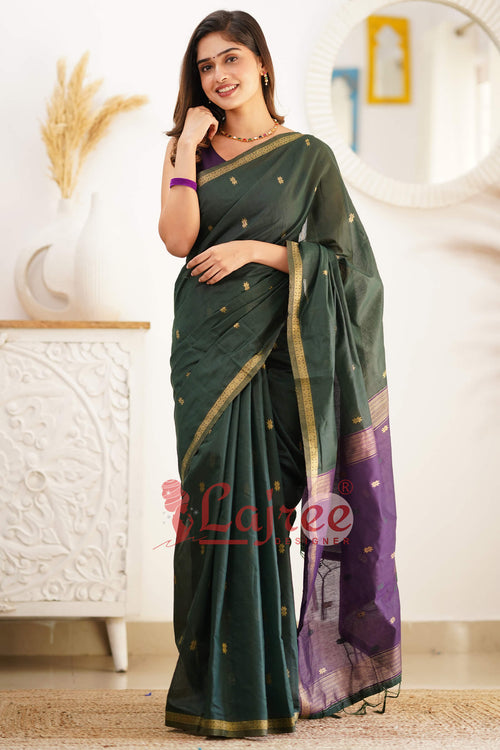 Load image into Gallery viewer, Super Extravagant Green Cotton Silk Saree With Stunner Blouse Piece
