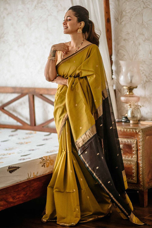 Load image into Gallery viewer, Gleaming Mustard Cotton Silk Saree With Classy Blouse Piece
