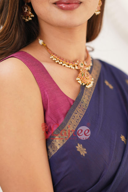 Sizzling Navy Blue Cotton Silk Saree With Mesmerising Blouse Piece