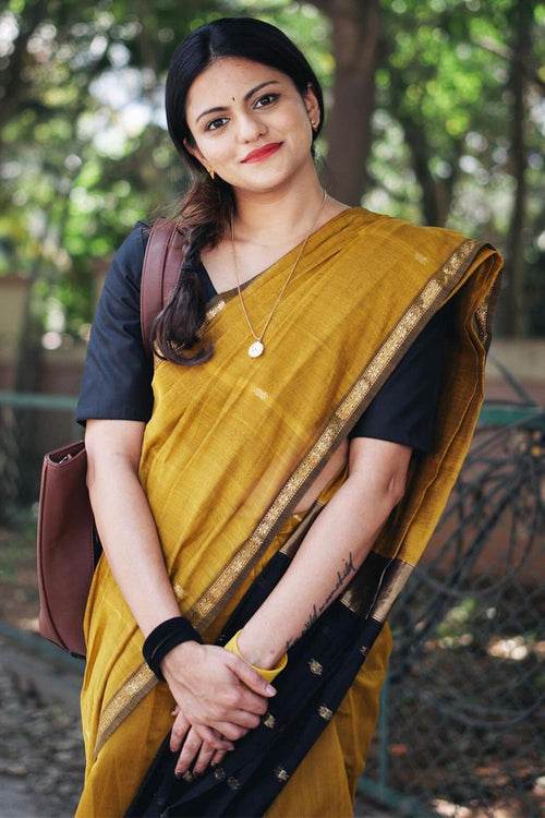 Load image into Gallery viewer, Ethnic Mustard Cotton Silk Saree With Glorious Blouse Piece
