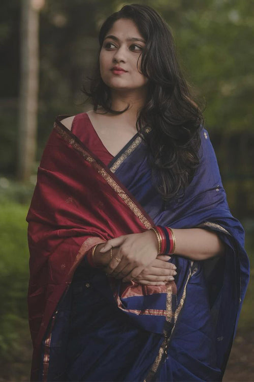 Load image into Gallery viewer, Exquisite Navy Blue Cotton Silk Saree With Ailurophile Blouse Pieced
