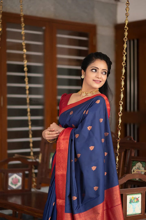 Load image into Gallery viewer, Desirable Blue Soft Silk Saree With Most Stunning Blouse Piece
