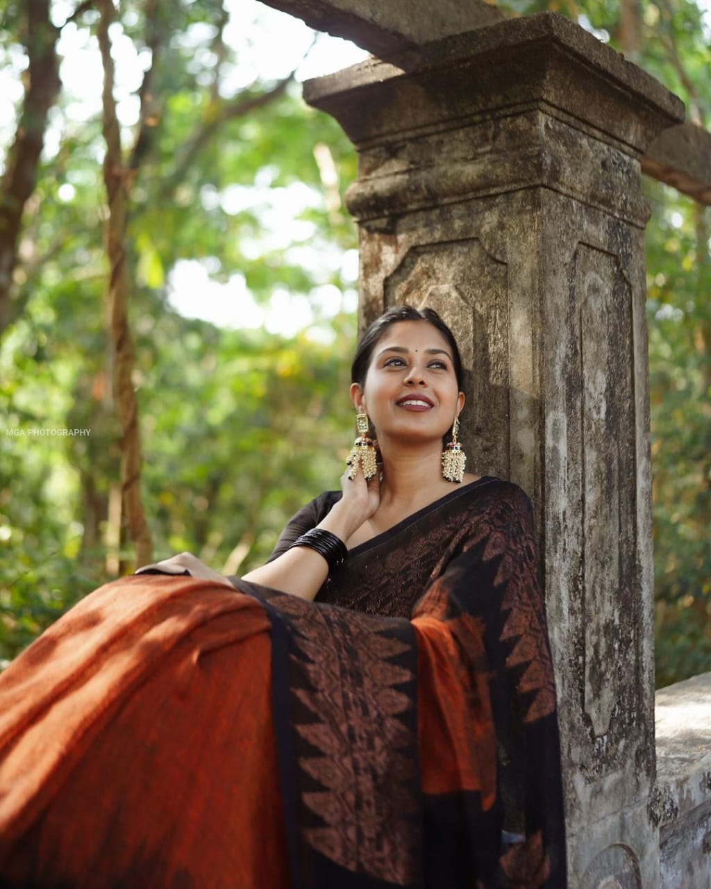 Outstanding Orange Soft Silk Saree With Dalliance Blouse Piece