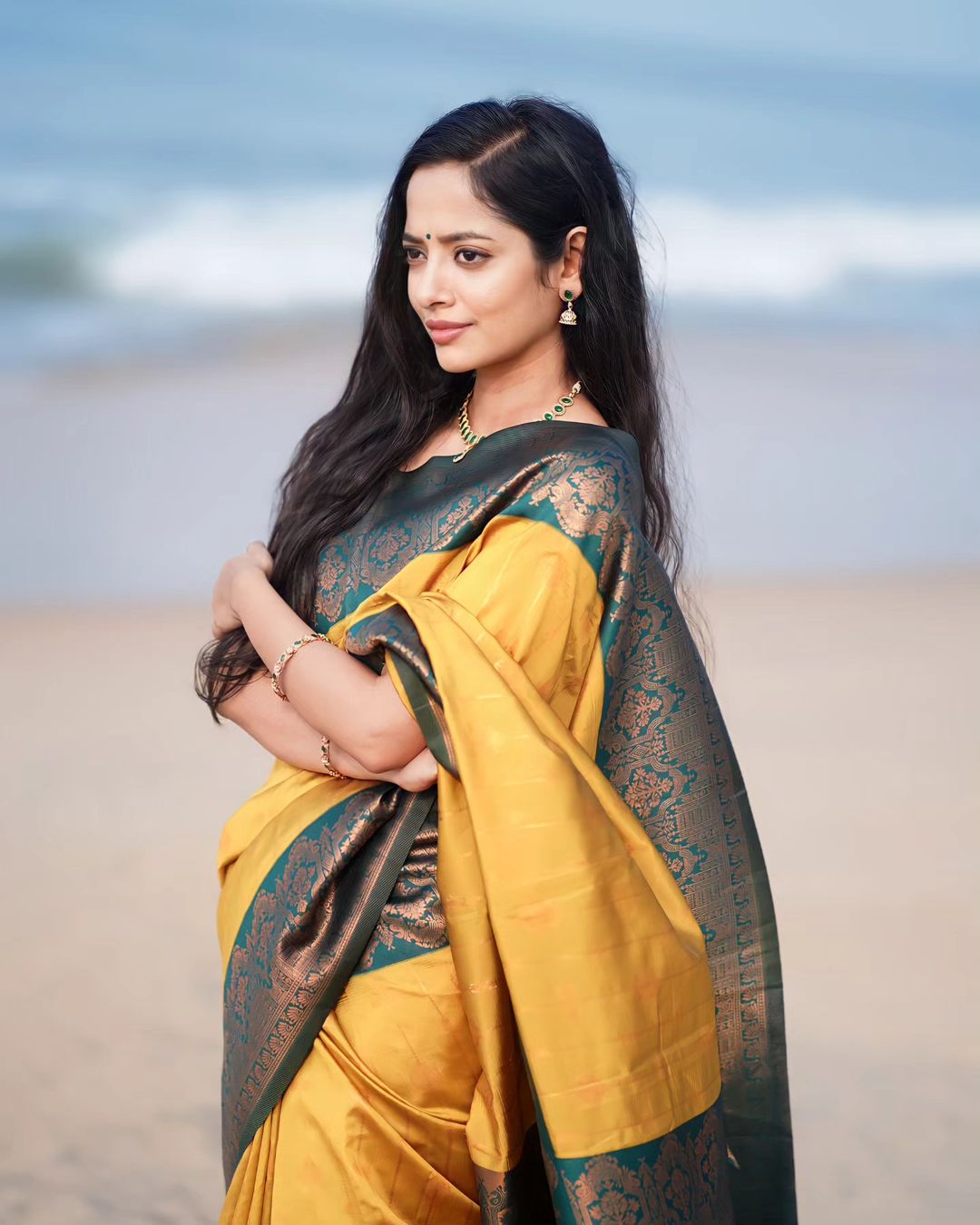 Smashing Yellow Soft Silk Saree With Enthralling Blouse Piece